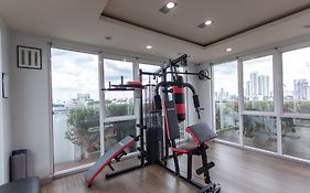 United Residence Ekamai Bangkok